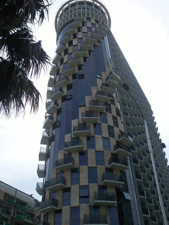 Apartments Batumi Bagian luar foto