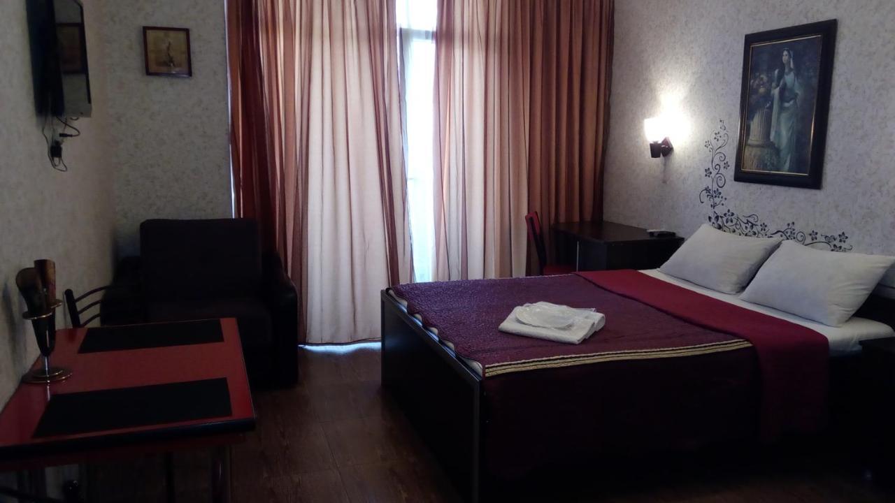 Apartments Batumi Bagian luar foto